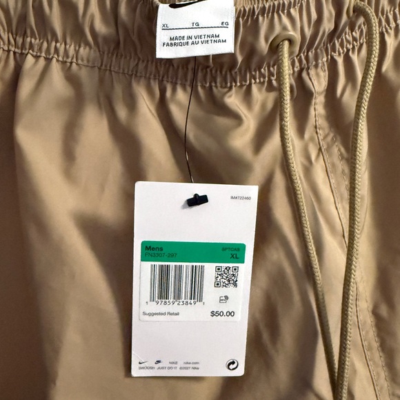 Nike Men's Athletic Standard Shorts - Picture 4 of 9